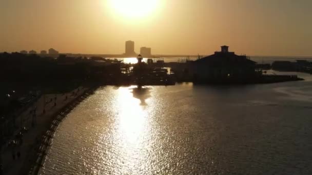 Sunset Lakeshore Pontchartrain Silhouetted Structures New Orleans Louisiana Usa Luchtfoto — Stockvideo