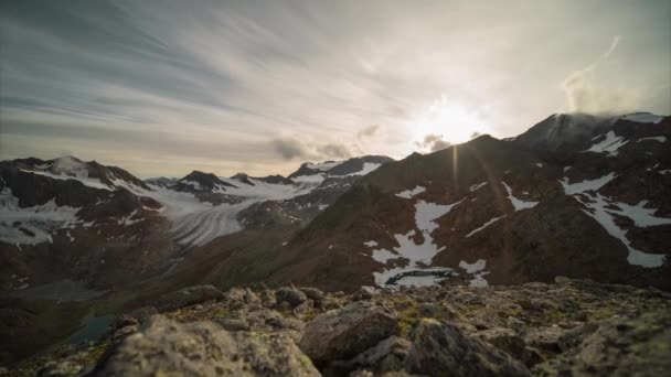 日没時の氷河地帯のスライダーのタイムラプス — ストック動画