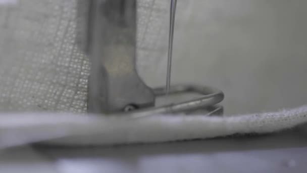 Szoros Lövés Textilgyártás Szövet Hogy Varrt Egy Varrógép — Stock videók