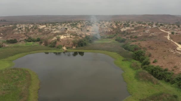 Ангола Летючи Над Маленьким Самісіньким Селом Кашіто Бенго Африка — стокове відео