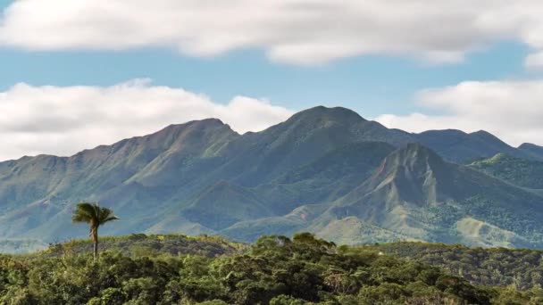 Monte Koghi Domina Paisagem Paradisíaca Nova Caledônia Lapso Tempo Paisagem — Vídeo de Stock