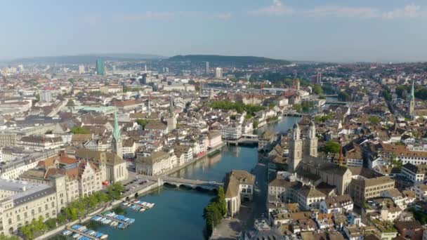 Beautiful Aerial Establing Shot Zurich Швейцарія Високий Дрон Вистрілений Річці — стокове відео