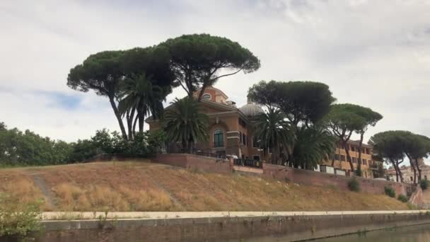 Tiber Island Isola Tiberina Gezien Vanaf Rivier Tevere Rome Italië — Stockvideo