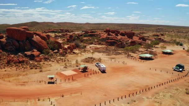 Panoráma Gránitsziklák Képződéséről Ördögöknél Márványvédelmi Terület Warumunguban Ausztráliában Antenna — Stock videók