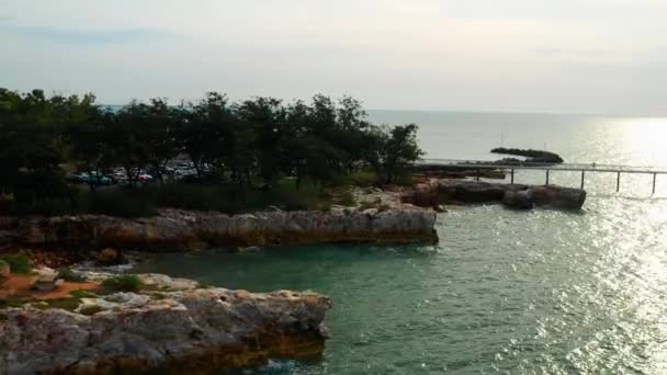 Nightcliff Jetty Otoczony Skalistym Morzem Darwin City Terytorium Północne Australia — Wideo stockowe