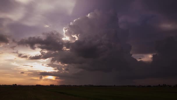 Santo Grial Time Lapso Nube Tormenta Con Estrella Del Atardecer — Vídeos de Stock