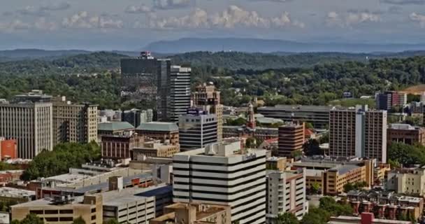 Knoxville Tennessee Aerial Low Level Birds Eye View Downtown Cityscape — Vídeos de Stock