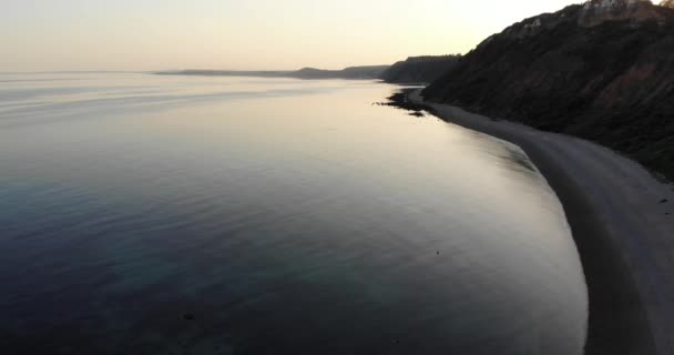 Rustige Rustige Zonsondergang Wateren Naast Littlecombe Shoot Beach Langzame Voetstuk — Stockvideo