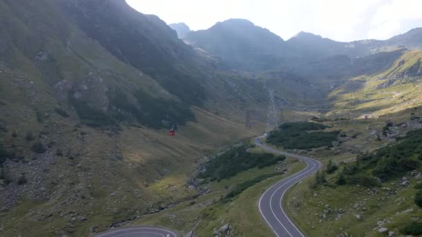 Aerial Cable Car Moving High Stunning Road Mountain Landscape — Stock Video