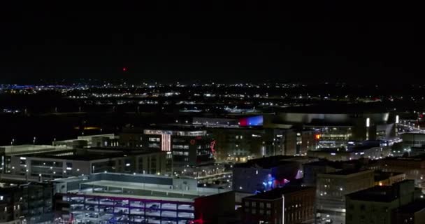 Lincoln Nebraska Aerial Pan Lewy Strzał Autostrady Międzystanowej Widokiem Śródmieścia — Wideo stockowe