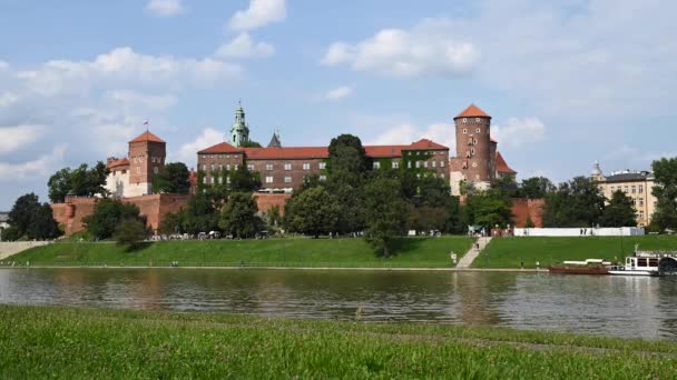 Tid Förflutit Wawel Royal Castle Längs Floden Vistula — Stockvideo