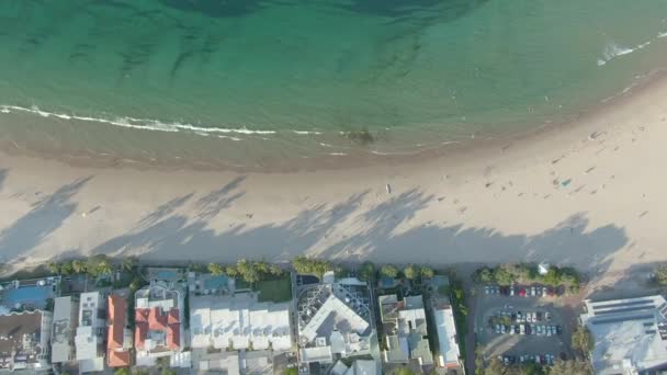 Noosa Main Beach Noosa Heads Queensland Avustralya Daki Plajın Yukarıdan — Stok video