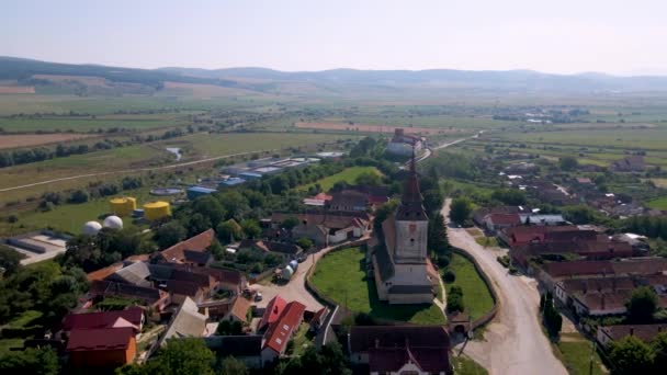 Fortaleza Teutónica Feldioara Transilvania Rumania Través Una Rotación Alrededor Ella — Vídeos de Stock