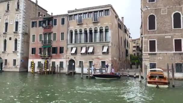 Classic Venetian Style Waterfront Houses Grand Canal Venice Italy — Stock Video