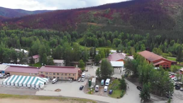 Drone Video Truck Shot Chena Hot Springs Resort Fairbanks Alaska — 图库视频影像