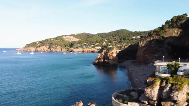 Aerial View Blue Ocean Tucked Away Illa Roja Nudist Beach — Αρχείο Βίντεο