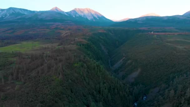 Drone Video Huraganem Zatoka Góry Snow Capped Odległości Pobliżu Cantwell — Wideo stockowe