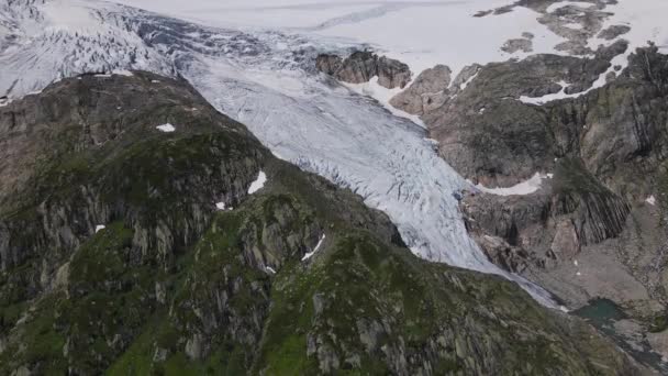 Uzavření Záběrů Bezpilotních Letounů Buerbreenského Ledovce Národním Parku Folgefonna Norsku — Stock video