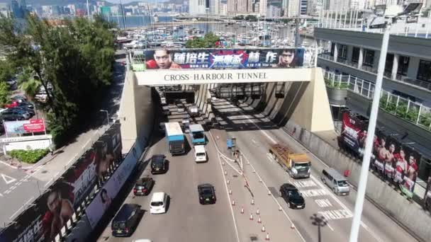 Tráfego Entrando Saindo Túnel Porto Cruzado Hong Kong Vista Aérea — Vídeo de Stock