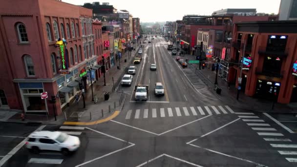 Nashville Tennessee大街沿线的空中推杆 — 图库视频影像