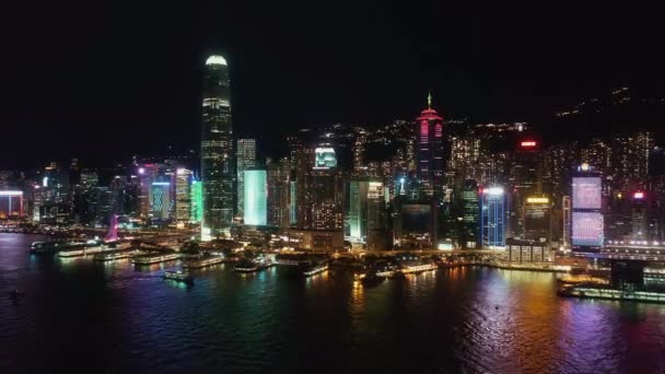 Hongkong Nacht Luftaufnahme Der Insel Hongkong Boote Segeln Auf Victoria — Stockvideo