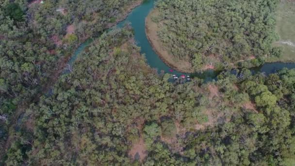 Aerial Perspective Shift Reveals Kayaks Anglesea River Coogoorah — Stock Video