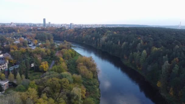 Aérial Tournage Orbital Parc Vingis Vilnius Avec Feuillage Automne Octobre — Video