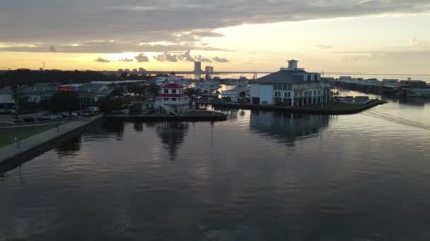 Panorama Dockyard Buildings Shore Lake Pontchartrain New Orleans Usa Antenner — Stockvideo