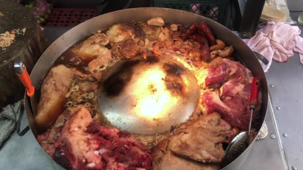 Смесь Свежего Мексиканского Мяса Приготовленного Ларьке Уличной Еды Мехико Подается — стоковое видео
