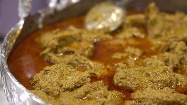 Cinematic Shot Chicken Rezala Popular Eastern Indian Cashew Chicken Gravy — Stock Video