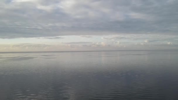 Lac Pontchartrain Contre Horizon Avec Southern Yacht Club Nouvelle Orléans — Video