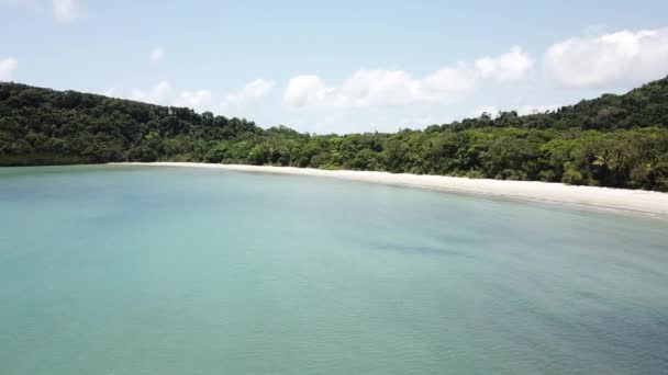 Antena Drona Nad Tropikalną Plażą Lasem Deszczowym Poruszająca Się Przód — Wideo stockowe