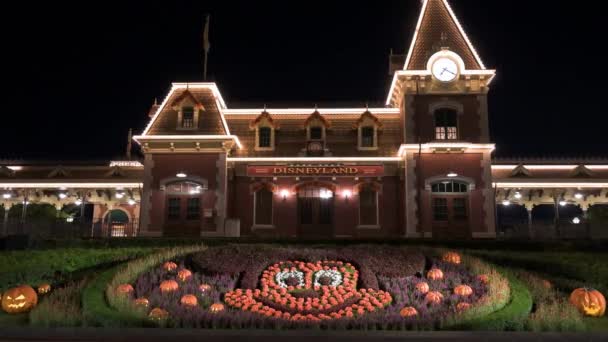 Disney Lunaparkı Disneyland Resort Gece Görüntüsü Hong Kong Balkabaklarıyla Micky — Stok video