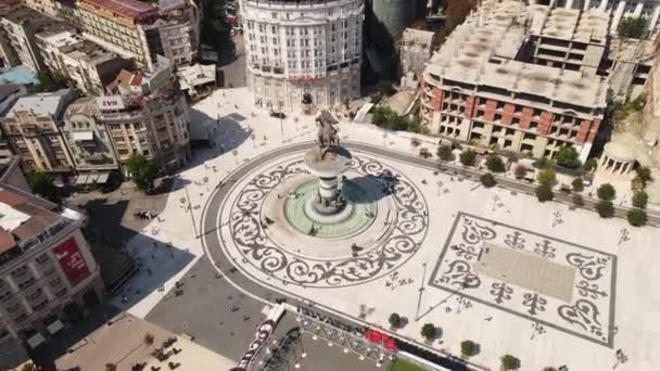 Skopje Macedonia Pemandangan Udara Alexander Agung Prajurit Monumen Kuda Lapangan — Stok Video
