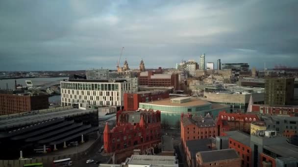 Arial Tiro Liverpool Skyline Hepático Edifício Porto Liverpool Edifício — Vídeo de Stock