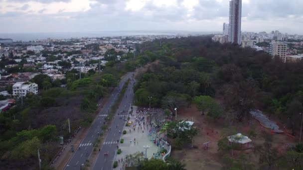 Avenida Saúde Parque Mirador Sur Com Oceano Fundo Santo Domingo — Vídeo de Stock