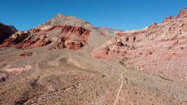 Las Vegas Nevada Rode Rots Drone — Stockvideo