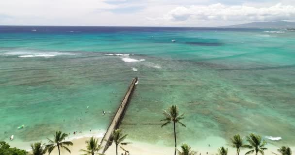 Flygfoto Synvinkel Kustlinje Panorama Över Indonesien Djupt Blått Vatten — Stockvideo