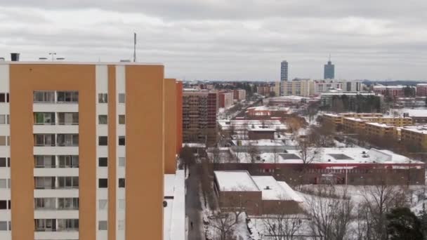 Drone Footage Flying Red Orange High Rise Apartment Budynki Komercyjne — Wideo stockowe