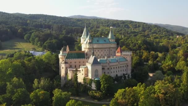 Revealing Drone Shot Castle Spirits Bojnice Castle Slovakia — Stock Video