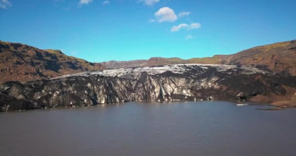 Cinematische Drone Shot Van Gletsjer Ijsland — Stockvideo