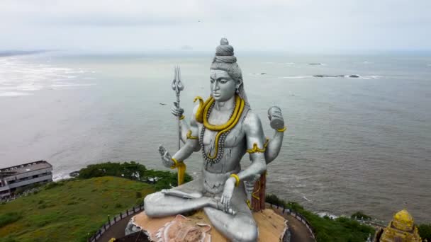 Mesmerizing Antenn Syn Världens Näst Högsta Lord Shiva Staty Omgiven — Stockvideo