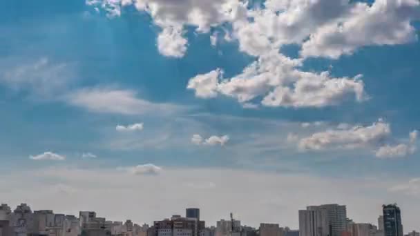 Timelapse Con Muchas Nubes Paulo Brasil Cielo Azul Día Ocupado — Vídeo de stock