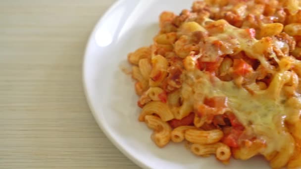 Hembakad Makaroner Bolognese Med Ost Italiensk Matstil — Stockvideo
