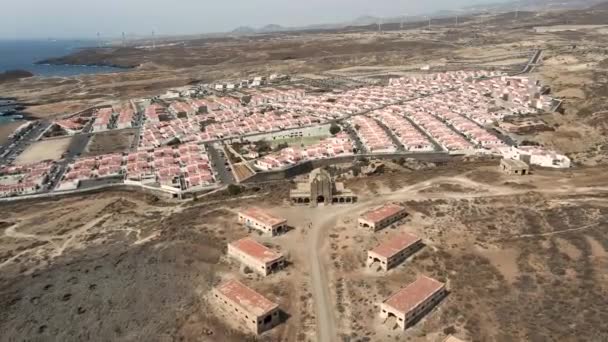 Luftaufnahme Einer Verlassenen Kirche Sanatorium Abades Teneriffa — Stockvideo