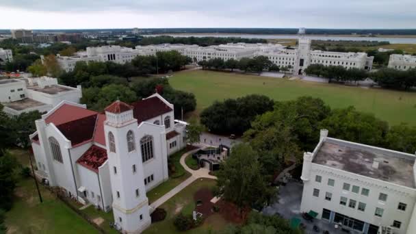 Pressão Lenta Aérea Para Faculdade Militar Cidadela Charleston Carolina Sul — Vídeo de Stock