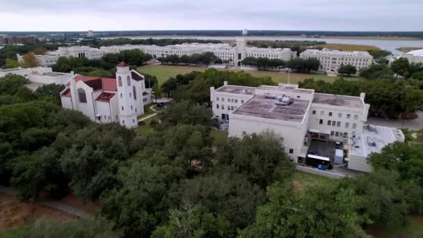 Anténní Pánev Vojenské Školy Charlestonu Jižní Karolína — Stock video