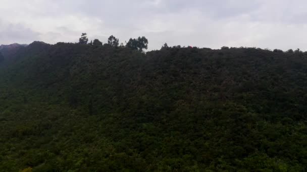 Människor Går Naturparken Bogota Utsikt Från San Cristobal — Stockvideo