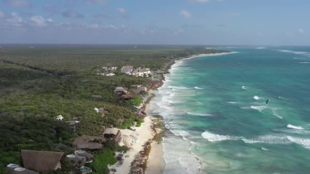 Aerial Flyover Beautiful Mexican Coastline Tulum Kite Surfer Wavy Caribbean — Αρχείο Βίντεο