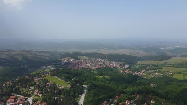 Zlatibor Hora Cajetina Obec Vzestup Vzduchu Pohled Krajinu Stráně Domů — Stock video